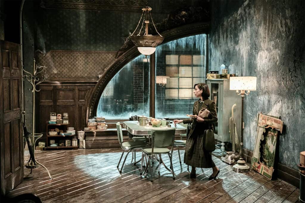 The Shape of Water - Set Design and Decor Tells Its Own Story