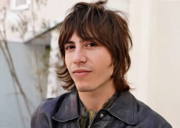 25 Ways To Style A Trendy Wolf Cut For Men