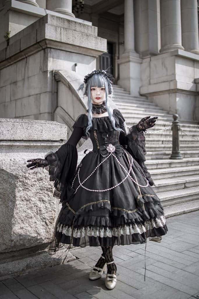 Best Gothic Skirt Outfits to Try