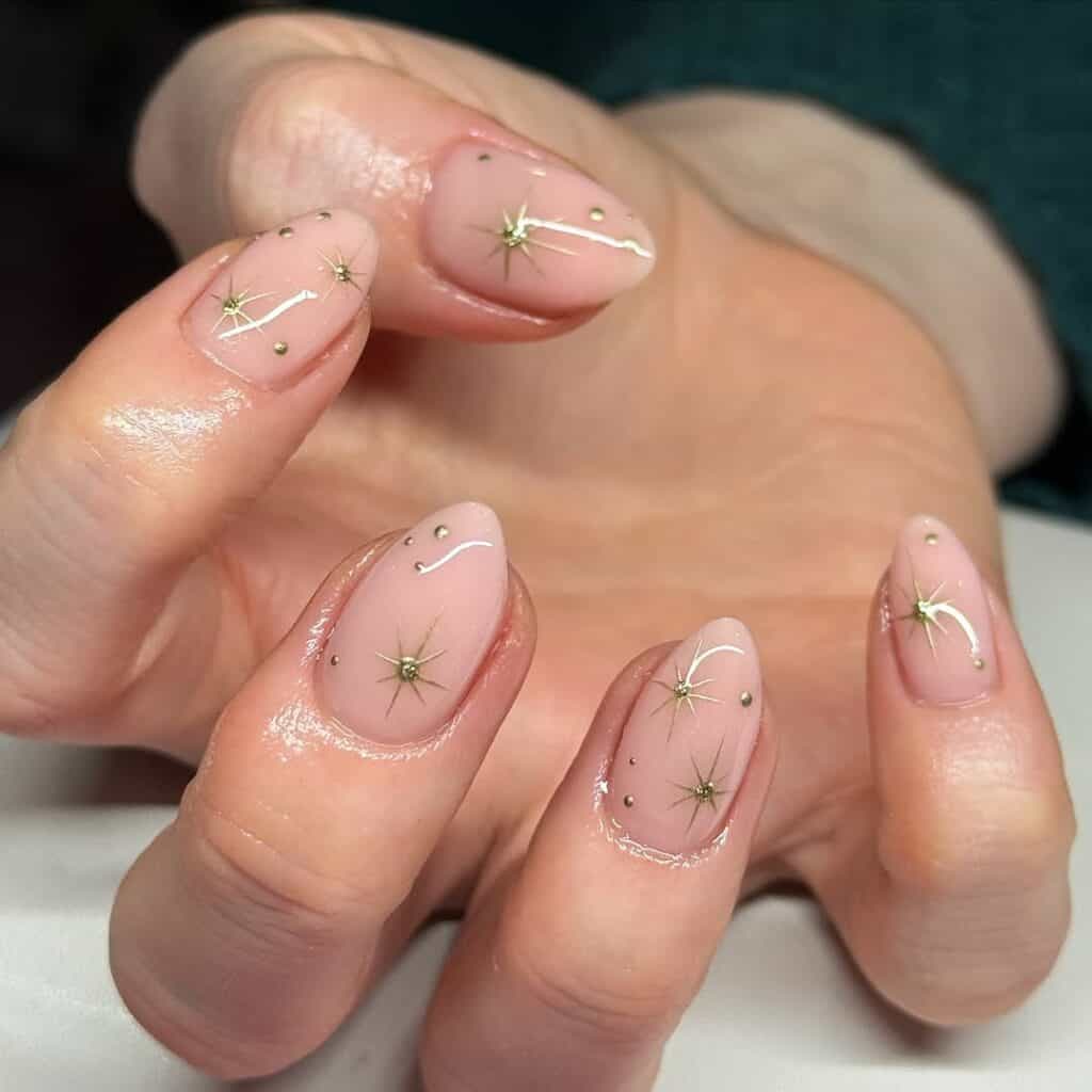 Best Christmas Holiday Nail Art Ideas