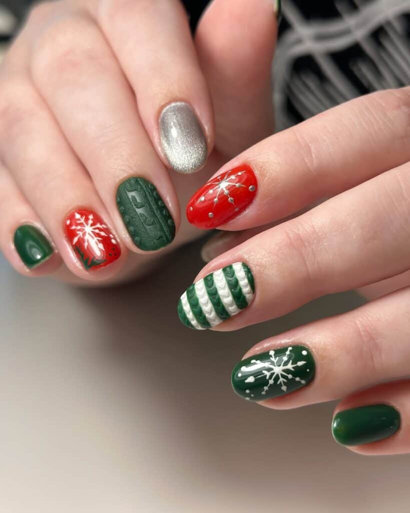 Christmas Sweater Manicure