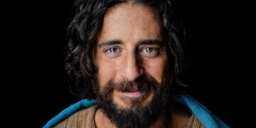 jonathan roumie the chosen