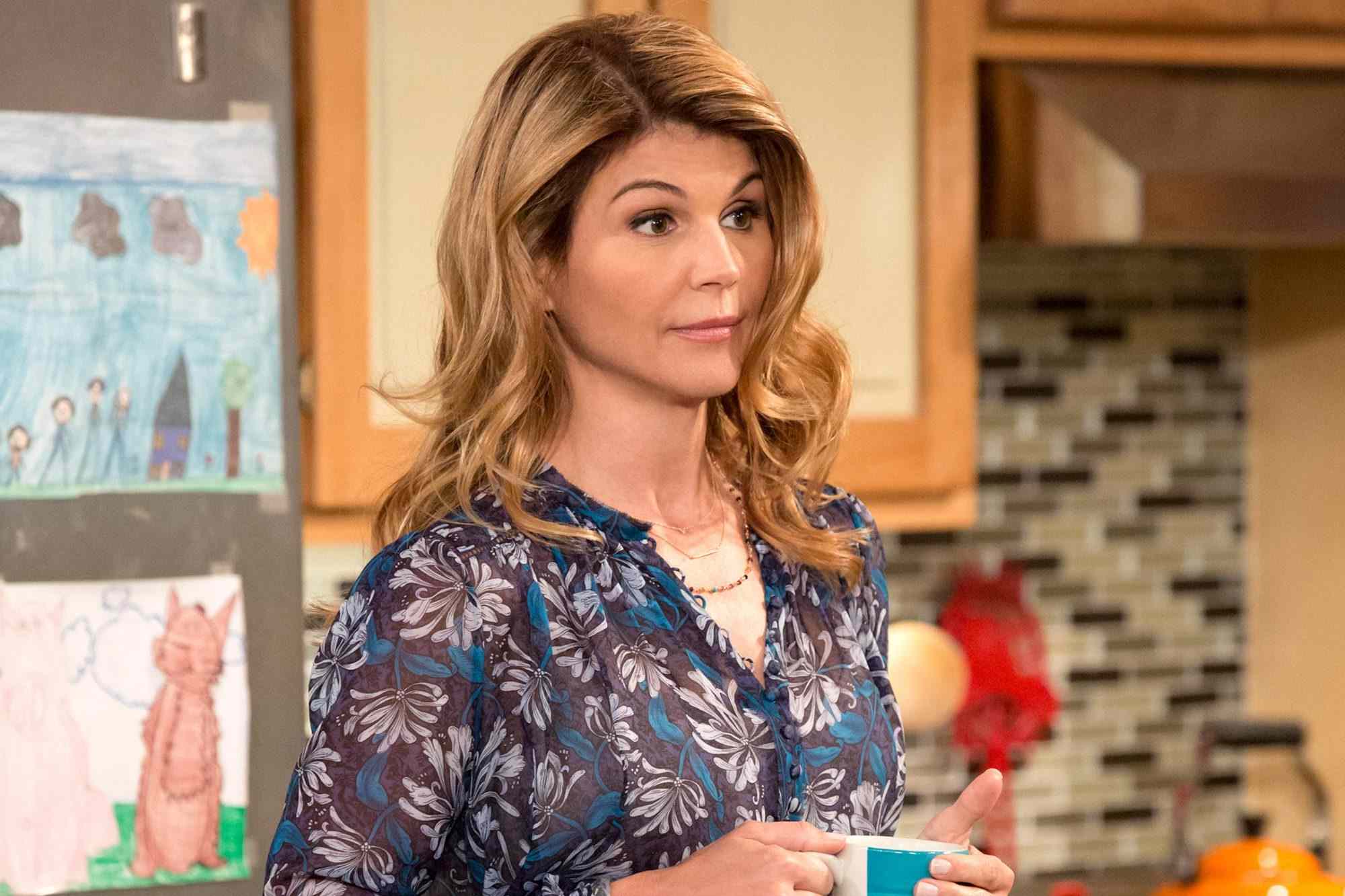 10 Actresses Who Turned Out To Be Real Life Villains: Lori Loughlin