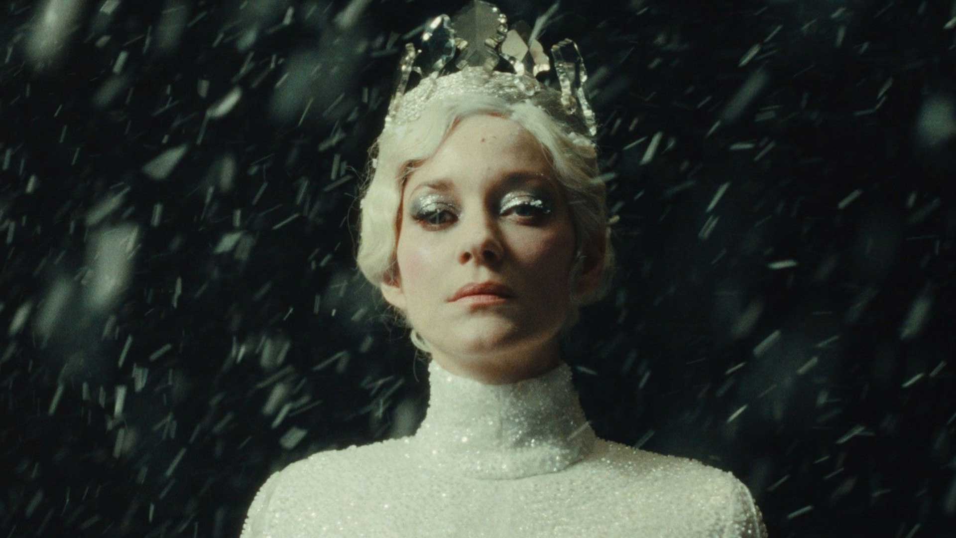 Marion Cotillard Christmas movie