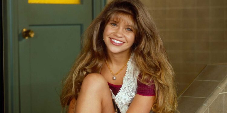 danielle fishel topanga boy meets world