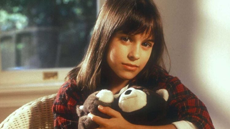 Lacey-Chabert-party-of-five