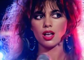 Susanna Hoffs The Bangles Walk Like An Egyptian