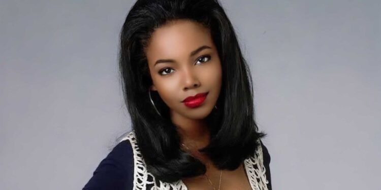 Kellie Shanygne Williams Laura Winslow in Family Matters