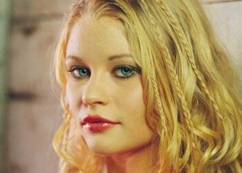 Emilie de Ravin Roswell