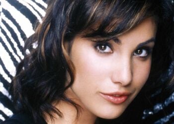 Sam McPherson Popular Carly Pope