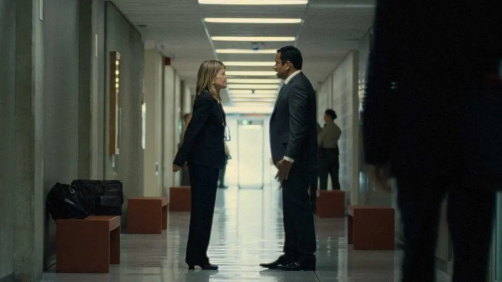 Kal Penn Sandeep Kapoor Linda Hamilton Ellyn Garofalo Trust Me I'm a Doctor